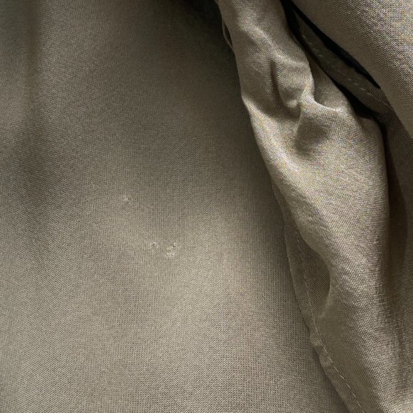 SOLD Camilla and Marc Sage Green Silk Essie Top Blouse Size 14 - Picture 12 of 14